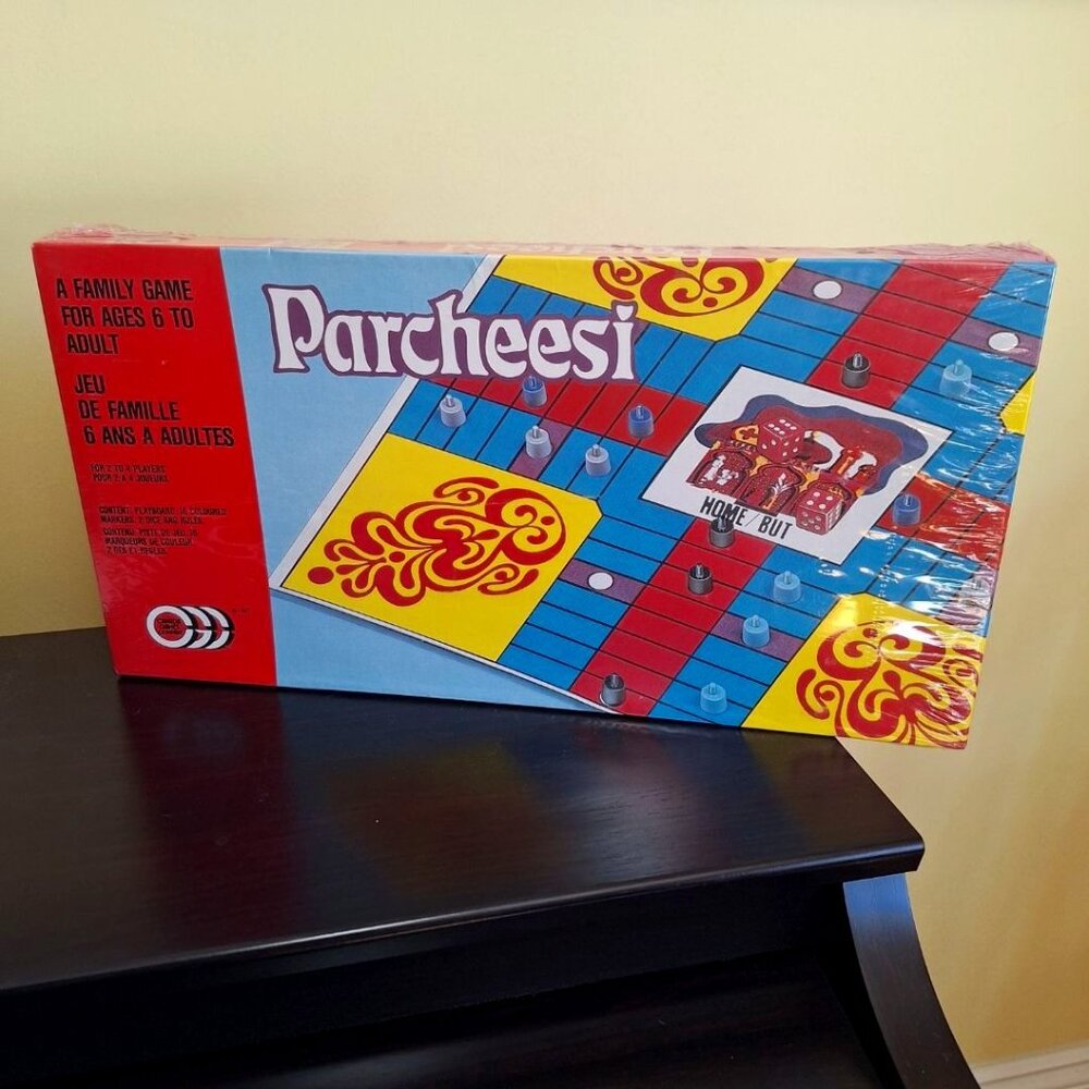 Parcheesi Board Game Vintage Sealed Canada French English Family Classic‎ Night